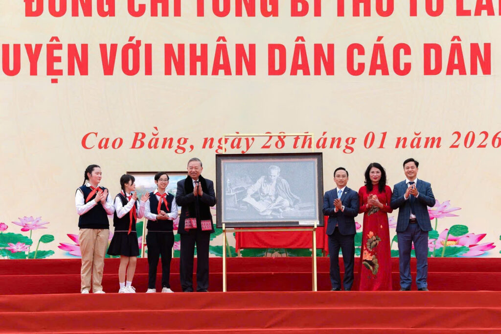 Khách hàng tin dùng Tranh Dây