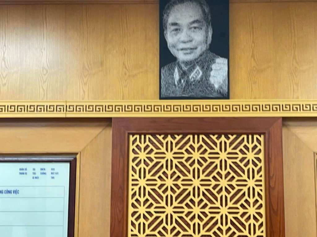 Hình ảnh thực tế Tranh Dây